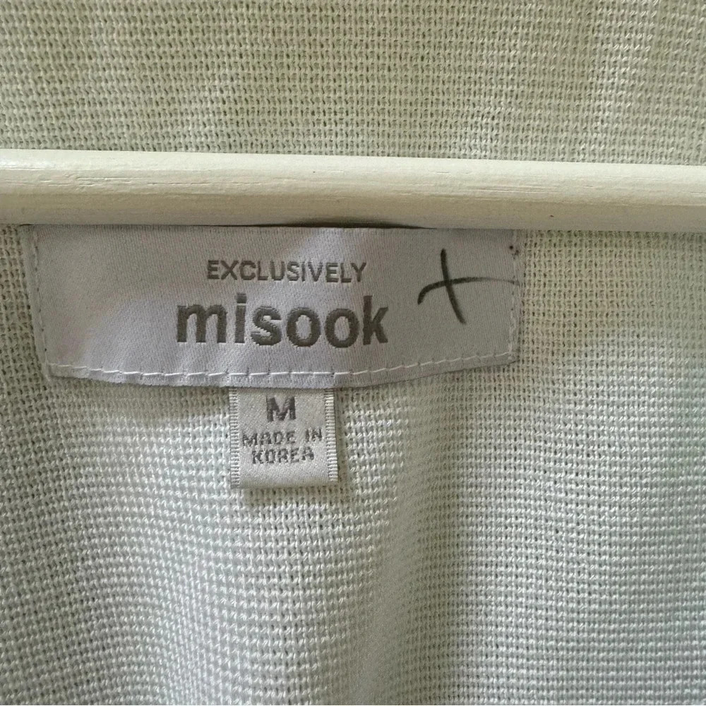 Exclusively Misook Color block Snap Front Knot Ca… - image 6